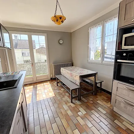 Hébergement de vacances Maison Donville-les-bains, 4 Pièces, 7 Personnes - Fr-1-361-425 Donville-les-Bains
